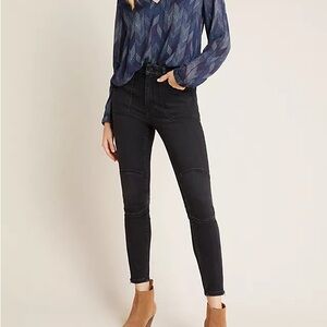 Pilcro Anthropologie black high rise denim leggings with side ankle zippers!